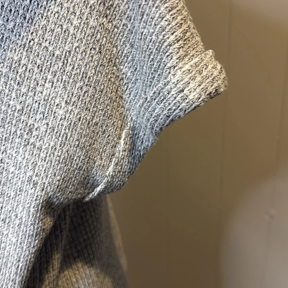 Z LUSH Anthropologie Women’s Large Rolled Short Sleeve Knit Twist Bottom Hem - Picture 4 of 6